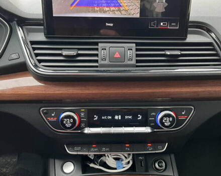 Серый Ауди Ку 5, объемом двигателя 1.98 л и пробегом 153 тыс. км за 29500 $, фото 16 на Automoto.ua