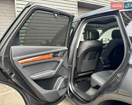 Серый Ауди Ку 5, объемом двигателя 1.98 л и пробегом 41 тыс. км за 51900 $, фото 27 на Automoto.ua