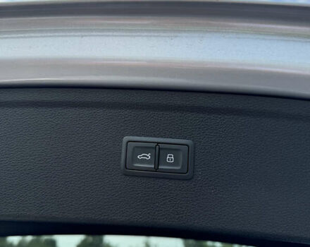 Серый Ауди Ку 5, объемом двигателя 1.98 л и пробегом 100 тыс. км за 38000 $, фото 25 на Automoto.ua