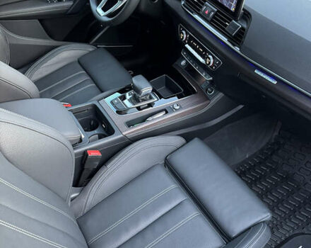 Сірий Ауді Ку 5, об'ємом двигуна 1.98 л та пробігом 25 тис. км за 39800 $, фото 55 на Automoto.ua