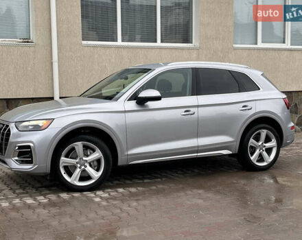 Серый Ауди Ку 5, объемом двигателя 1.98 л и пробегом 153 тыс. км за 29500 $, фото 4 на Automoto.ua