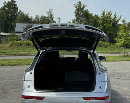 Серый Ауди Ку 5, объемом двигателя 1.98 л и пробегом 100 тыс. км за 38000 $, фото 26 на Automoto.ua