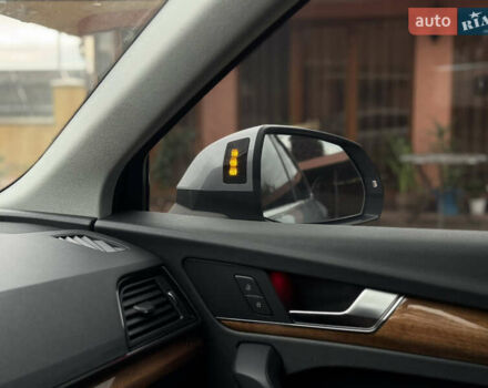 Серый Ауди Ку 5, объемом двигателя 2 л и пробегом 131 тыс. км за 30500 $, фото 88 на Automoto.ua