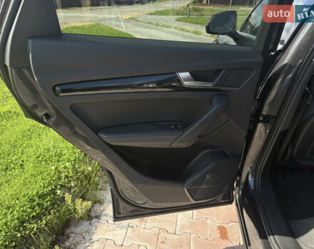 Серый Ауди Ку 5, объемом двигателя 1.98 л и пробегом 123 тыс. км за 32999 $, фото 18 на Automoto.ua