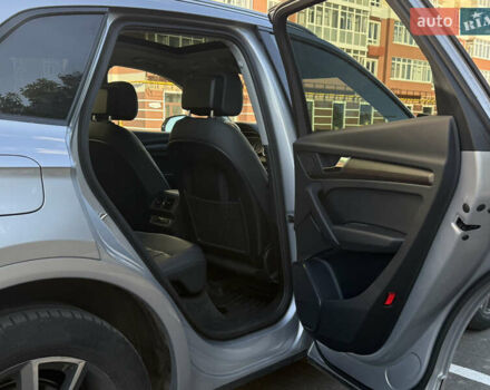 Серый Ауди Ку 5, объемом двигателя 2 л и пробегом 84 тыс. км за 33199 $, фото 21 на Automoto.ua