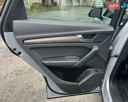 Серый Ауди Ку 5, объемом двигателя 1.98 л и пробегом 116 тыс. км за 33500 $, фото 20 на Automoto.ua