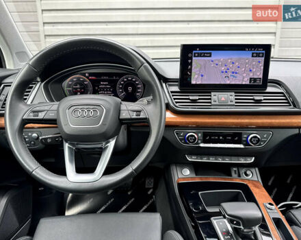 Серый Ауди Ку 5, объемом двигателя 1.98 л и пробегом 41 тыс. км за 51900 $, фото 17 на Automoto.ua