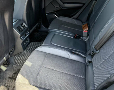 Серый Ауди Ку 5, объемом двигателя 1.97 л и пробегом 81 тыс. км за 44500 $, фото 6 на Automoto.ua