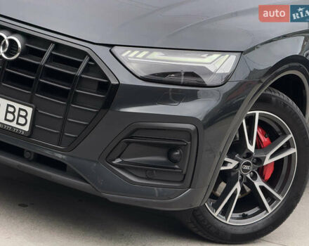 Сірий Ауді Ку 5, об'ємом двигуна 3 л та пробігом 63 тис. км за 55000 $, фото 2 на Automoto.ua