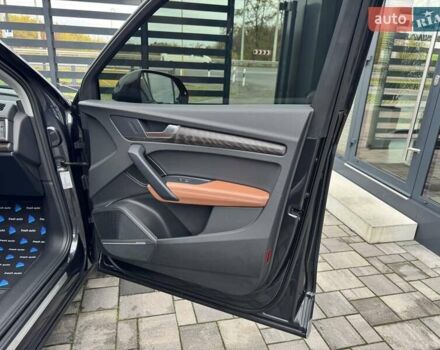 Серый Ауди Ку 5, объемом двигателя 3 л и пробегом 135 тыс. км за 44500 $, фото 41 на Automoto.ua