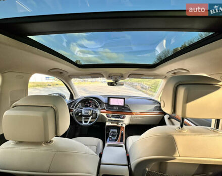 Серый Ауди Ку 5, объемом двигателя 1.98 л и пробегом 59 тыс. км за 36000 $, фото 30 на Automoto.ua