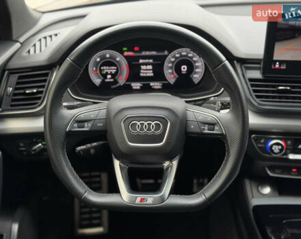 Серый Ауди Ку 5, объемом двигателя 3 л и пробегом 63 тыс. км за 52500 $, фото 23 на Automoto.ua