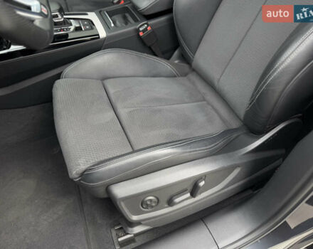 Серый Ауди Ку 5, объемом двигателя 3 л и пробегом 63 тыс. км за 52500 $, фото 28 на Automoto.ua