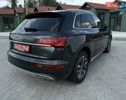 Сірий Ауді Ку 5, об'ємом двигуна 1.98 л та пробігом 124 тис. км за 33000 $, фото 4 на Automoto.ua
