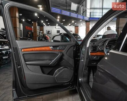 Серый Ауди Ку 5, объемом двигателя 1.98 л и пробегом 42 тыс. км за 36900 $, фото 54 на Automoto.ua