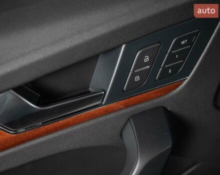 Серый Ауди Ку 5, объемом двигателя 1.98 л и пробегом 42 тыс. км за 36900 $, фото 45 на Automoto.ua