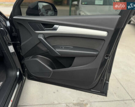 Серый Ауди Ку 5, объемом двигателя 3 л и пробегом 63 тыс. км за 52500 $, фото 39 на Automoto.ua