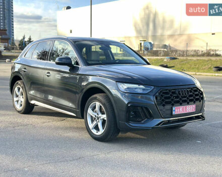 Серый Ауди Ку 5, объемом двигателя 1.98 л и пробегом 59 тыс. км за 36000 $, фото 2 на Automoto.ua