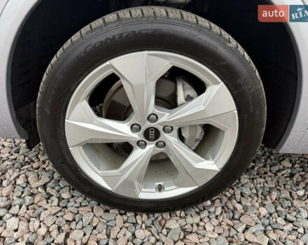 Серый Ауди Ку 5, объемом двигателя 1.98 л и пробегом 122 тыс. км за 30500 $, фото 17 на Automoto.ua