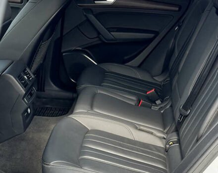 Серый Ауди Ку 5, объемом двигателя 1.98 л и пробегом 100 тыс. км за 38000 $, фото 21 на Automoto.ua