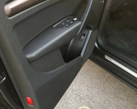 Серый Ауди Ку 5, объемом двигателя 1.98 л и пробегом 50 тыс. км за 39500 $, фото 27 на Automoto.ua