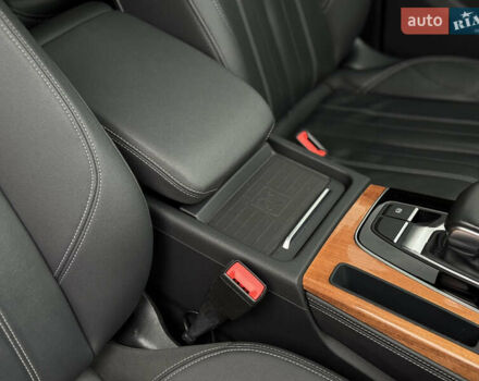 Серый Ауди Ку 5, объемом двигателя 2 л и пробегом 132 тыс. км за 30500 $, фото 68 на Automoto.ua