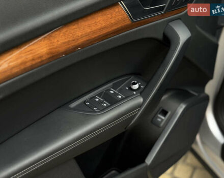 Серый Ауди Ку 5, объемом двигателя 2 л и пробегом 131 тыс. км за 30500 $, фото 29 на Automoto.ua