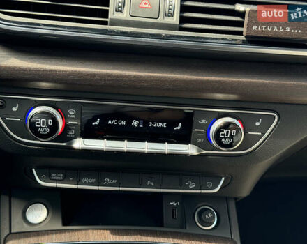 Серый Ауди Ку 5, объемом двигателя 1.98 л и пробегом 100 тыс. км за 38000 $, фото 12 на Automoto.ua