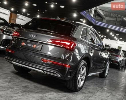 Серый Ауди Ку 5, объемом двигателя 1.98 л и пробегом 42 тыс. км за 36900 $, фото 7 на Automoto.ua