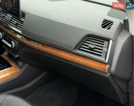 Серый Ауди Ку 5, объемом двигателя 2 л и пробегом 131 тыс. км за 30500 $, фото 67 на Automoto.ua