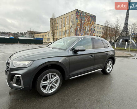 Серый Ауди Ку 5, объемом двигателя 1.97 л и пробегом 81 тыс. км за 43500 $, фото 3 на Automoto.ua