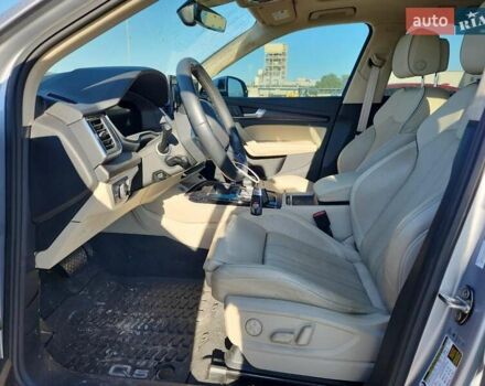 Серый Ауди Ку 5, объемом двигателя 1.98 л и пробегом 95 тыс. км за 13400 $, фото 6 на Automoto.ua