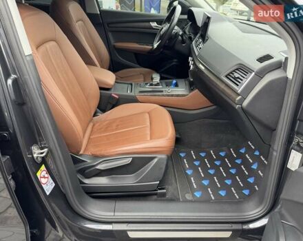 Серый Ауди Ку 5, объемом двигателя 3 л и пробегом 135 тыс. км за 44500 $, фото 43 на Automoto.ua