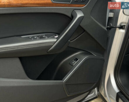 Серый Ауди Ку 5, объемом двигателя 2 л и пробегом 132 тыс. км за 30500 $, фото 31 на Automoto.ua