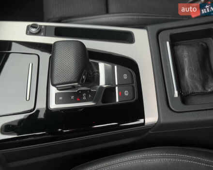 Серый Ауди Ку 5, объемом двигателя 3 л и пробегом 63 тыс. км за 52500 $, фото 30 на Automoto.ua