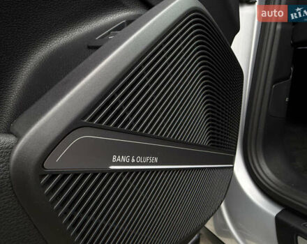 Серый Ауди Ку 5, объемом двигателя 2 л и пробегом 46 тыс. км за 33900 $, фото 28 на Automoto.ua