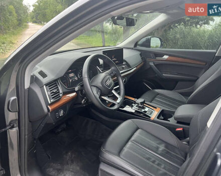 Сірий Ауді Ку 5, об'ємом двигуна 1.98 л та пробігом 38 тис. км за 37500 $, фото 15 на Automoto.ua