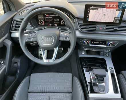 Серый Ауди Ку 5, объемом двигателя 1.97 л и пробегом 51 тыс. км за 55500 $, фото 25 на Automoto.ua