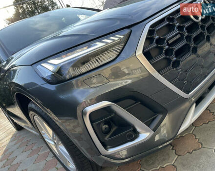 Серый Ауди Ку 5, объемом двигателя 1.97 л и пробегом 51 тыс. км за 55500 $, фото 5 на Automoto.ua