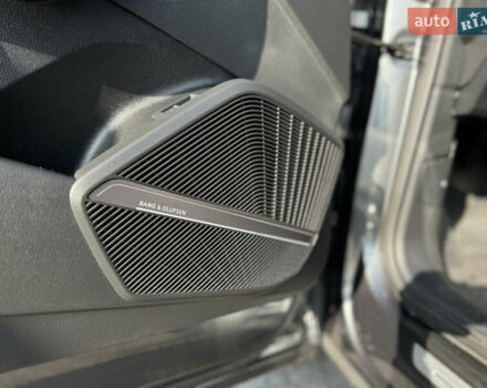 Сірий Ауді Ку 5, об'ємом двигуна 1.98 л та пробігом 38 тис. км за 38999 $, фото 19 на Automoto.ua