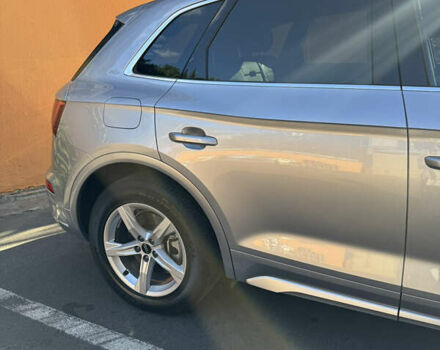 Ауді Ку 5 2022 у Одесі на Automoto.ua Сірий Ауді Ку 5, об'ємом двигуна 2 л та пробігом 48 тис. км за 52500 $, фото 6 на Automoto.ua