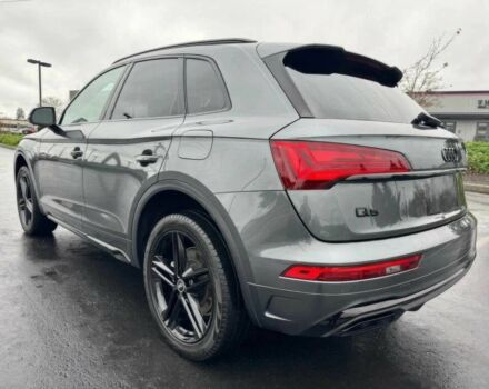 Сірий Ауді Ку 5, об'ємом двигуна 2 л та пробігом 28 тис. км за 27200 $, фото 5 на Automoto.ua