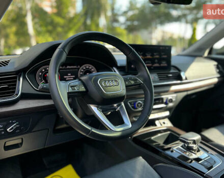 Серый Ауди Ку 5, объемом двигателя 2 л и пробегом 4 тыс. км за 57999 $, фото 20 на Automoto.ua