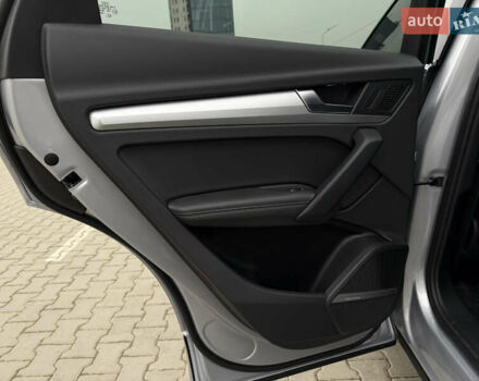 Серый Ауди Ку 5, объемом двигателя 2 л и пробегом 46 тыс. км за 33900 $, фото 32 на Automoto.ua