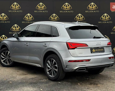 Серый Ауди Ку 5, объемом двигателя 1.98 л и пробегом 10 тыс. км за 42000 $, фото 3 на Automoto.ua