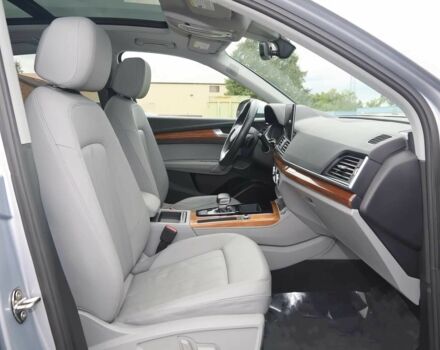 Серый Ауди Ку 5, объемом двигателя 2 л и пробегом 26 тыс. км за 20000 $, фото 5 на Automoto.ua