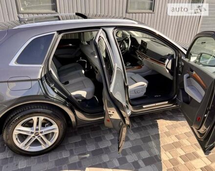 Серый Ауди Ку 5, объемом двигателя 1.98 л и пробегом 33 тыс. км за 44900 $, фото 85 на Automoto.ua