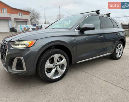 Серый Ауди Ку 5, объемом двигателя 1.98 л и пробегом 67 тыс. км за 40500 $, фото 1 на Automoto.ua