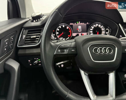 Серый Ауди Ку 5, объемом двигателя 1.98 л и пробегом 49 тыс. км за 38999 $, фото 8 на Automoto.ua