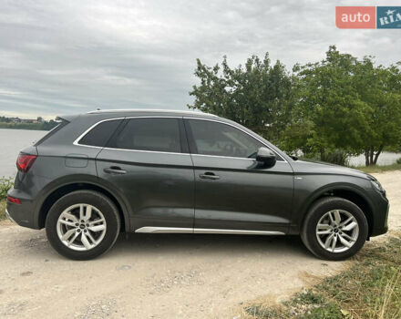 Сірий Ауді Ку 5, об'ємом двигуна 1.98 л та пробігом 41 тис. км за 33500 $, фото 7 на Automoto.ua